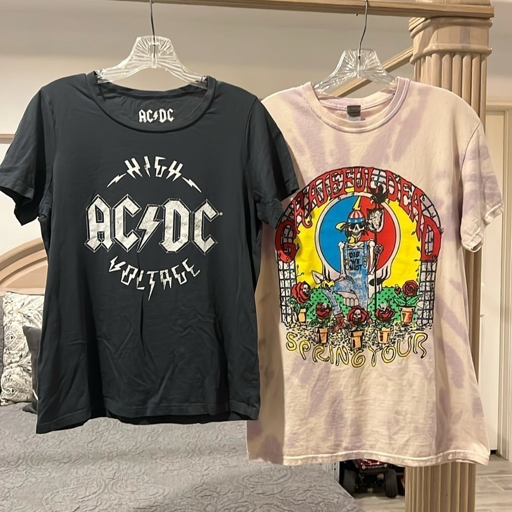 Rock Bundle of Two AC/DC Grateful Dead Graphc Shirts Size Medium